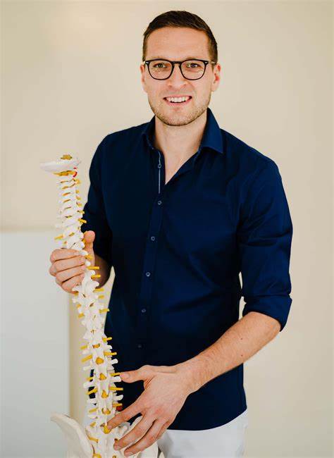 深入解读德累斯顿骨疗服务,探讨骨疗的原理、适用人群及其在不同生命阶段的独特疗效,汇聚本地顶尖专家的专业优势,助您实现身心健康的平衡与提升。
