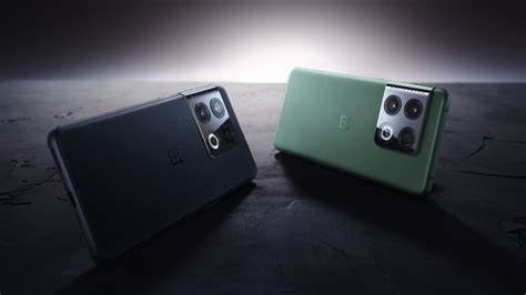 OnePlus部分型号手机存在严重安全漏洞,任何安装的应用无需授权即可访问短信内容,给用户隐私保护带来巨大威胁,本文深入解析这一漏洞的成因、影响及应对措施。
