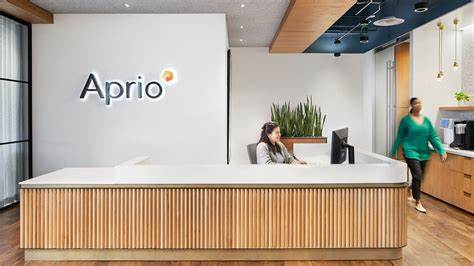 Aprio通过收购中西部领先的会计公司Mize CPAs及其关联的财富管理公司Prism Financial Group,显著增强了财富管理业务,资产管理规模突破50亿美元,进一步巩固了其在美国市场的领导地位。本文深入剖析此次交易的背景、影响及未来发展前景。
