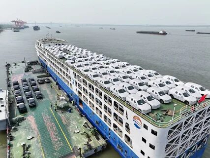 作为中国第二大汽车制造商,奇瑞汽车计划通过在香港证券交易所上市募集12亿美元资金,助力企业迈向全球化发展。该举措不仅体现了奇瑞在新能源和智能汽车领域的战略布局,也反映了中国汽车行业在全球市场中日益增长的影响力。
