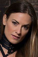 深入探讨克莱尔·卡斯特尔在《女仆的秘密》中的精彩表现,解析该作品在DorcelClub的独特魅力及会员专享体验,带你了解高质量成人影片背后的制作与观看优势。
