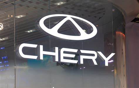 奇瑞汽车与法国兴业银行旗下BNP Paribas Personal Finance以及车队管理专家Arval在英国市场扩大合作,围绕TIGGO 7与TIGGO 8车型提供一体化金融与租赁解决方案,旨在通过经销网络扩张与多样化融资产品提高市场渗透率并服务家庭与车队客户。
