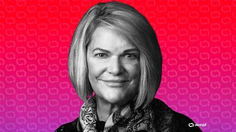 随着比特币ATM诈骗案件急剧增加,美国参议员卢米斯积极倡导立法加强加密货币自动取款机的安全措施,旨在保护易受欺诈影响的老年用户及整个加密货币市场的健康发展。
