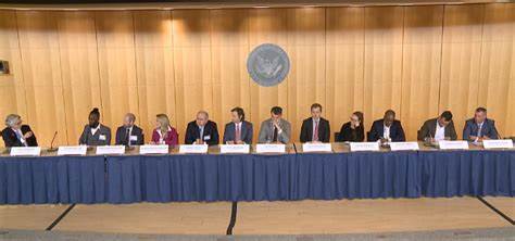 US SEC hosts first-ever crypto roundtable