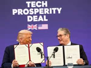 随着英美签署《科技繁荣协定》,美国企业宣布将在未来十年内向英国投入1500亿英镑,涵盖人工智能、量子计算、核能等关键领域,彰显两国深化经济关系与科技合作的强烈意愿。此举不仅有望带动数千个就业岗位,还反映出英国在全球科技产业链中的新地位和发展潜力。
