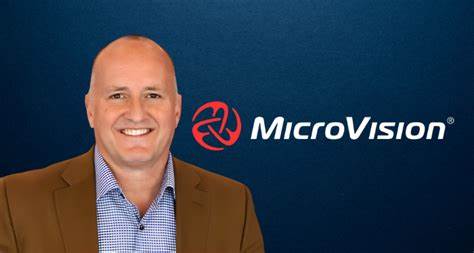 MicroVision公司最新宣布首席技术官格伦·德沃斯将接任首席执行官一职,凭借其丰富的汽车及工业技术领域经验,助推公司加速激光雷达产品的商业化进程,在智能驾驶和自动化领域持续引领技术创新。
