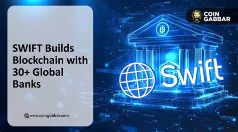 介绍 SWIFT 推出基于区块链的共享账本试点计划、参与银行名单与技术路线,评估对 XRP 与 Ripple 生态的短期与长期影响,并探讨跨境支付未来格局与机构应对策略
