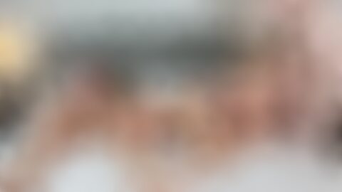 探讨双人交换性生活的起源、现状及其对伴侣关系的影响,深入剖析这一性生活方式如何帮助现代情侣提升情感和性生活质量。
