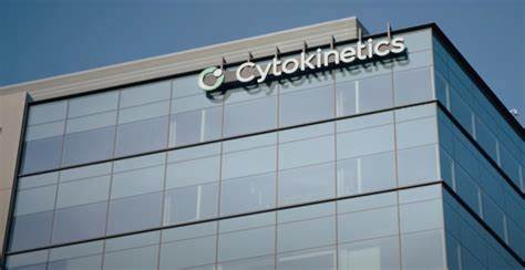 本文深入分析了Cytokinetics公司最新650百万美元债券发行对其股价的影响,并探讨了公司未来的发展方向及市场前景,为投资者提供全面而有价值的参考。
