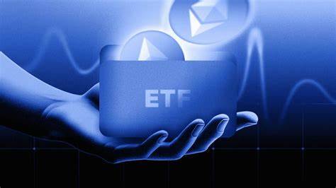 解读Cyber Hornet最新向美国证监会提交的三只混合型ETF申请,探讨将标普500与以太坊、Solana、XRP按75/25配置结合的结构、监管背景、投资者意义与潜在风险,为资产配置和财务顾问提供实用视角。
