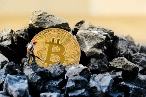 Bitcoin miners are more volatile than BTC itself, says top Bitcoin mining exec - TheStreet