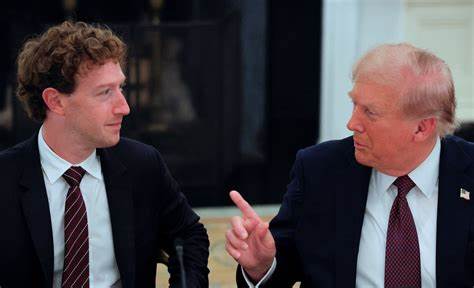 公众更信任平台自律:为何人们宁愿由科技公司而非政府主导内容监管
