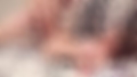 本文详细探讨了涵盖18至25岁年龄段的成人影视内容在当代网络环境中的流行原因、用户需求及其对社会文化的多方面影响,旨在为读者提供全面且富有洞见的视角。
