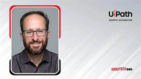 UiPath公司最新任命迈克尔·阿塔拉为首席营销官,旨在加强其在主动智能AI领域的市场领导地位。本文深入探讨了这一任命的背景、迈克尔·阿塔拉的资历及其对UiPath未来战略布局的深远影响。
