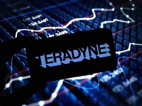 深入分析特雷丁(Teradyne)股票的市场表现,探讨其近年走势与标普500指数的对比,揭示影响股价波动的关键因素及未来潜力。
