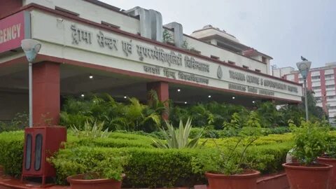 近日,印度变洛克大学医院(BHU)因医疗事故引发广泛关注。一位老年妇女因医生混淆患者姓名而接受了错误的手术,最终不幸离世。本文将深入分析此类医疗事故的成因、预防措施及对医疗体系的影响。
