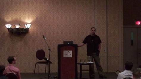 深入探讨布雷特·维克托在2012年《以原则为基石的创新》中提出的理念,揭示他如何通过创新思维与实践推动技术与设计的变革,激励开发者和设计师重新审视创造力与工具的关系。
