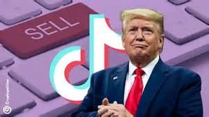 美国前总统特朗普预计将在周四签署一项关于TikTok的交易协议,该协议旨在将TikTok的美国业务从中国公司转让给美国投资集团,努力解决国家安全担忧并遵守2024年通过的相关法律。此次交易不仅影响美国和中国之间的科技关系,也标志着TikTok未来在美运营模式的重大转变。
