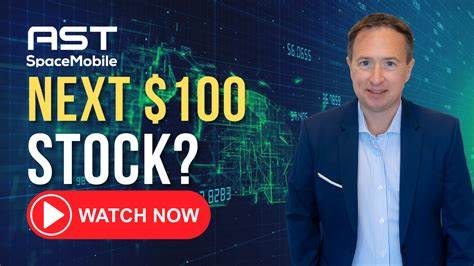 回顾AST SpaceMobile近期股价上扬背后的核心驱动因素,解析完成EllioSat全股票收购、S波段频谱扩张与公司估值风险,并提出投资者在后续关注的关键节点与风险提示。
