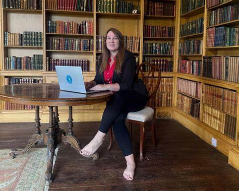 赤脚入场:为什么越来越多办公室推行无鞋政策
