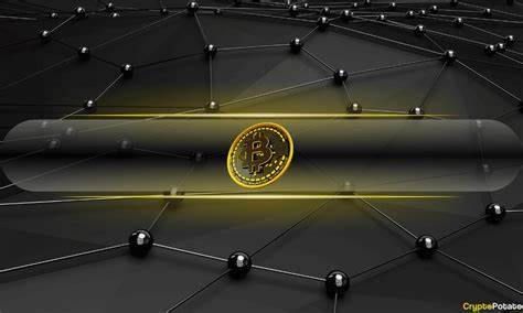 结合链上数据、ETF资金流、期现市场表现与机构行为,分析比特币近期回调背后的原因、市场是否已出现疲态以及不同投资者可以采用的策略与风险管理要点
