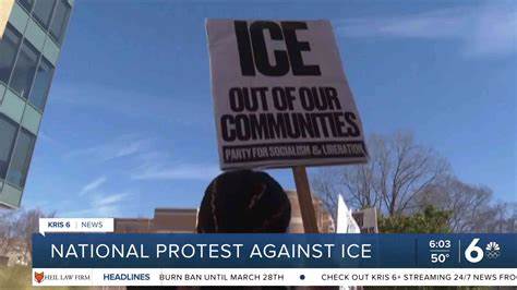 深入探讨Microsoft Outlook在使用过程中出现的主要问题及其解决方法,帮助用户提升办公效率,保障邮件交流顺畅。
