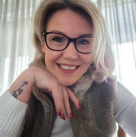 解密各种蛋白来源与吸收特性,提供科学的摄入策略与实用建议,帮助健身者在增肌、恢复与减脂期优化蛋白营养与补充方案
