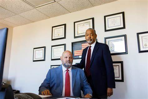 探索部分证券交易所员工与科学教组织的关联背后故事,深入分析这场宗教势力如何影响金融行业及其潜在的社会影响。
