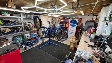 深入了解The Last Cycle Studio的组织架构、部门运作及其在数字化转型中的独特优势,揭示其如何通过高效的任务管理和多元化团队协作推动企业发展。
