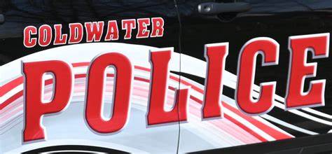 汇集Coldwater Daily Reporter关于冷水城及周边地区的犯罪报导,解析犯罪趋势与执法反应,探讨预防、受害者保护与社区参与的可行对策,帮助居民更好地理解并应对地方治安挑战。
