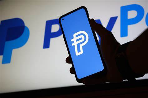 PayPal USD(PYUSD)通过LayerZero的Omnichain Fungible Token标准正式登陆TRON网络,推动稳定币在区块链生态中的广泛应用,助力全球去中心化金融生态系统的融合与发展。本文深入解析PYUSD与TRON的战略合作背后的技术创新、市场意义及未来发展潜力。
