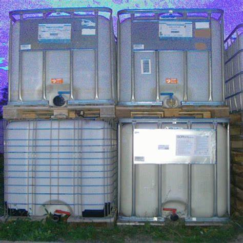 详尽介绍1000升降级品质IBC(再生/次品)集装桶的特点、价格、检查要点、运输与存放注意、改装与再利用创意,以及法规与安全建议,帮助用户在仓库自提的前提下做到省钱、安全与长期使用。
