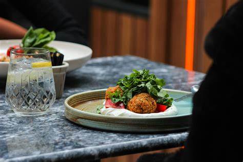 深入解析RealTimeX这款创新型本地优先私密AI代理技术,揭示其如何在保障用户隐私的同时,实现高度智能化的服务体验,推动未来人工智能发展的新趋势。
