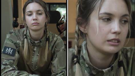 2025年9月,美国北卡罗来纳州夏洛特发生一宗引发广泛关注的恶性谋杀案,23岁的乌克兰难民伊琳娜·扎鲁茨卡在乘坐公共交通列车时遭遇袭击不幸身亡。此次惨案牵动社会各界情绪,也引发了前总统唐纳德·特朗普对美国治安问题的关注与痛心呼吁。
