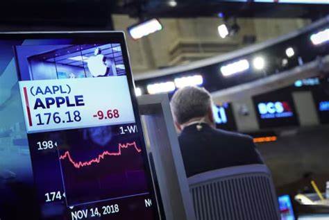 全球科技巨头苹果公司董事长大规模出售股票引发市场震动,本文深入分析内幕消息背后的原因及其对投资者的潜在影响,助力投资者理性决策,实现财富稳健增长。
