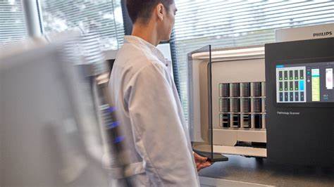 飞利浦最新推出的数字病理扫描仪支持原生DICOM JPEG和JPEG XL格式输出,实现病理影像存储与管理的新突破,助力医疗机构优化诊断流程,提升病理数据处理效率,推动数字病理领域的智能化发展。
