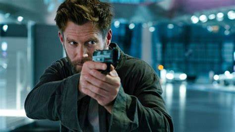 《Drift - Partners in Crime》第二季带领观众深入慕尼黑的犯罪黑暗角落,通过紧张刺激的剧情和出色的演员表现,再度展现了德国警匪剧的魅力与创新。本文深入解析该剧的剧情发展、人物塑造以及其在德国电视剧中的地位和影响。
