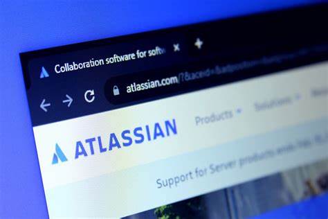 深入探讨Atlassian服务中断的原因、影响及应对策略,帮助企业理解关键服务中断时的挑战及解决方案,保障业务连续性和信息安全。
