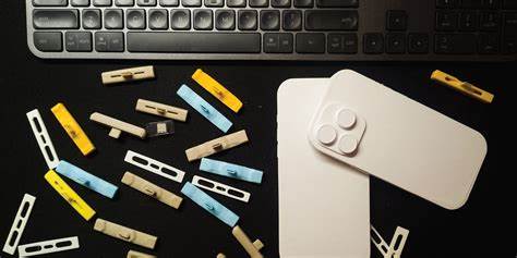 介绍Blue语音助手背后的硬件开发历程,从概念验证到100台量产设备发货的全过程,深入剖析快速硬件开发中的关键策略与实操经验,为硬件创业者和创新者提供宝贵的参考。
