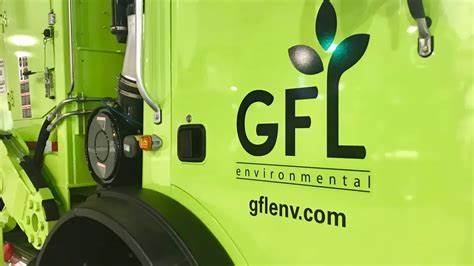 GFL环境公司近期以全现金交易方式收购了俄克拉荷马州Superior Waste Industries,进一步强化其在北美废物处理领域的竞争力。此次收购不仅体现了GFL在并购领域的积极布局,也标志着其在美国市场拓展战略的重要一步。本文深入分析了交易背景、Superior Waste的发展历程及此次收购对行业的深远影响。

