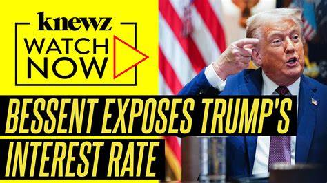深入解析贝森特对特朗普推动降息的解读,探讨背后的经济策略与政策影响,揭示利率调整对美国经济及全球市场的深远影响。
