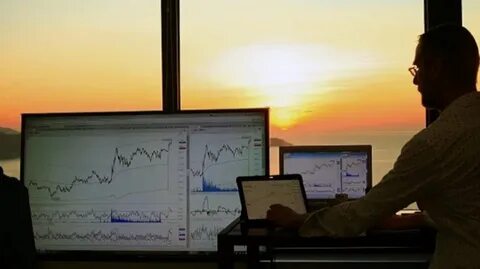 介绍Avient公司在新任CEO领导下推出的有机增长战略,解读KeyBanc首次覆盖并给予增持评级与目标价背后的要点、市场机遇、潜在风险与投资者应关注的关键指标
