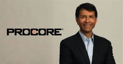 Procore宣布创始人Tooey Courtemanche退休,由拥有35年科技管理经验的Ajei Gopal接任CEO,开启公司发展的全新阶段,带动建筑业数字化转型迈入新高度。本文深度解析此次人事变动对Procore及建筑科技行业的影响。
