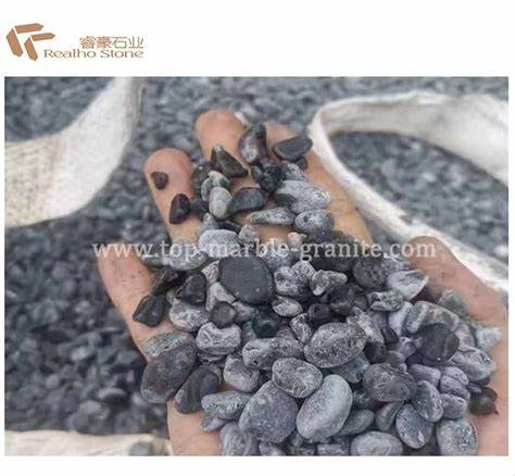 深入剖析砾石采石场与破碎站的基本构成、运作流程及其在现代建筑和工程中的重要性,并探讨未来行业的发展趋势与技术革新。
