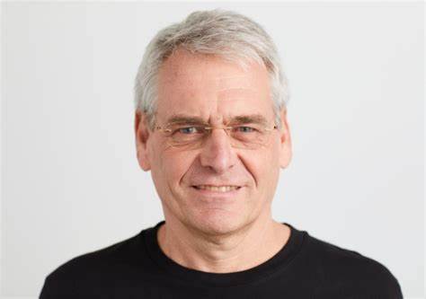 甘诺特·海塞尔教授在澳大利亚新南威尔士大学(UNSW Sydney)分享的可信系统研发最新动态,深入探讨了操作系统安全、形式化验证以及未来可信计算的创新方向。
