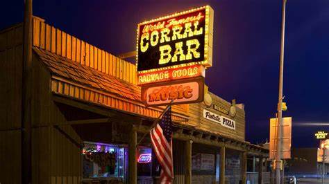 探索Corral.BAS这款经典BASIC游戏,全面剖析其游戏设计理念、核心玩法以及代码结构。深入理解如何通过简单的代码实现富有挑战性的玩法体验,以及它在编程历史中的独特地位。
