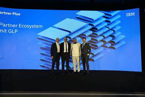 探索IBM与中东深科技公司nybl的战略合作,如何通过watsonx、Maximo与n.vision平台为能源、公共事业与工业运营带来可解释、安全且可扩展的AI解决方案,从技术集成、治理合规到业务落地与效益评估,为企业决策者提供清晰路径与实践参考。
