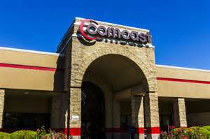 康卡斯特作为全球领先的媒体和通信巨头,在宽带领域持续展现强劲表现。然而,随着竞争日益激烈,公司在网络升级和客户留存方面面临重大挑战。本文深入探讨康卡斯特的战略调整、市场环境,以及未来成长潜力。
