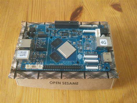 本指南详细介绍了如何使用RockPro64 ARM64开发板从头搭建家庭服务器,涵盖硬件选购、系统安装、引导配置、文件系统管理、SSD迁移、交换空间设置及备份策略,助您轻松构建高性能无风扇无机械部件的低成本服务器。
