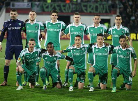 作为保加利亚体育新闻的重要媒体之一,БЛИЦ Спорт在足球领域拥有广泛的影响力和丰富的内容资源,帮助球迷深入了解本土足球赛事和球员动态。
